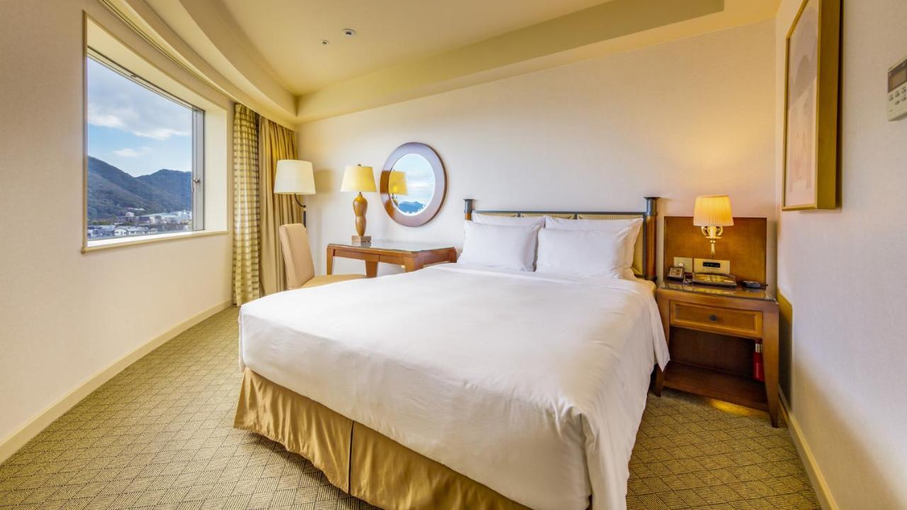Miyako Hotel Gifu Nagaragawa מראה חיצוני תמונה A bedroom at the hotel