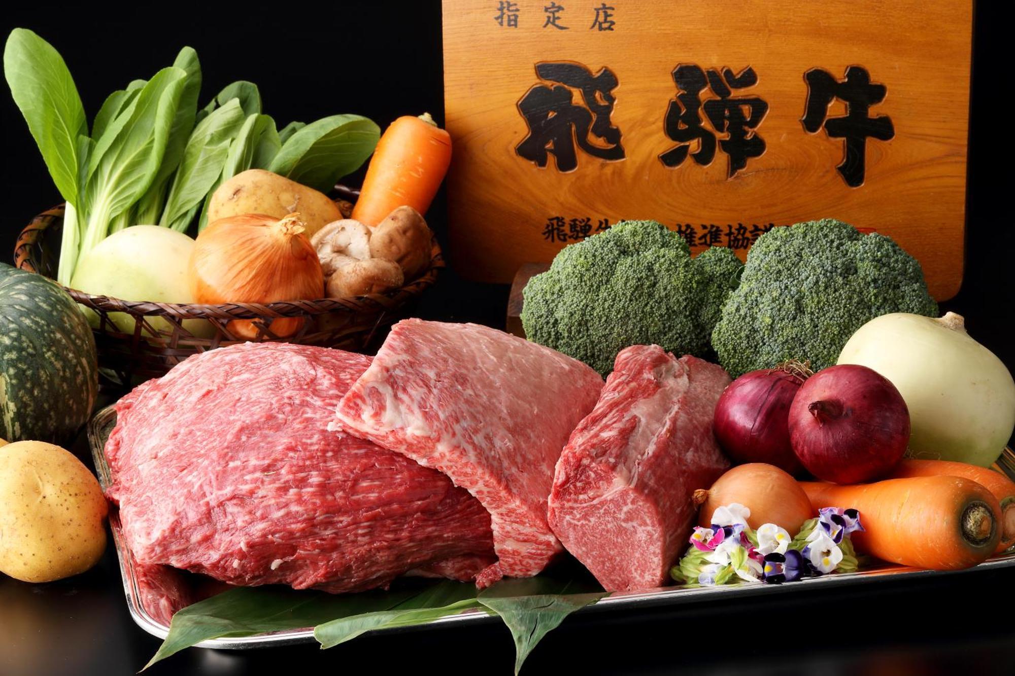 Miyako Hotel Gifu Nagaragawa מראה חיצוני תמונה Kobe beef
